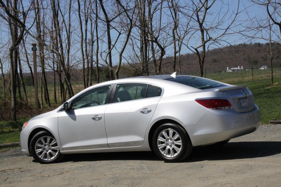  Buick LaCrosse I4 2011 года  (фото 8 из 13)